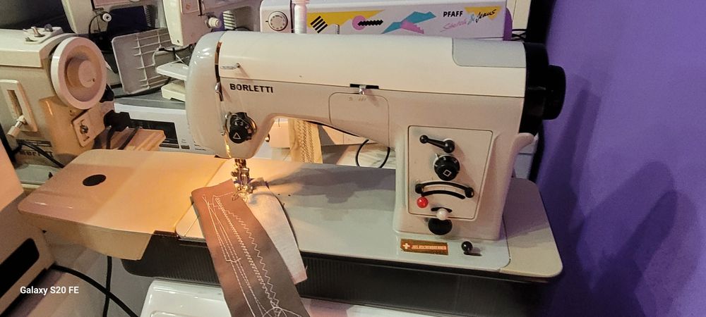 Mașina de cusut Borletti