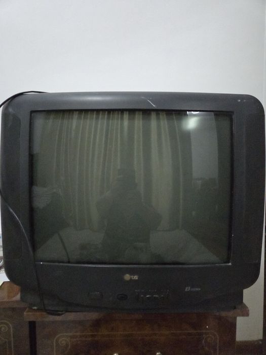 Продам Телевизор LG