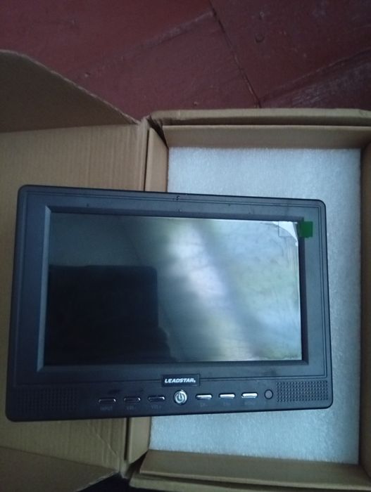 Портативный телевизор