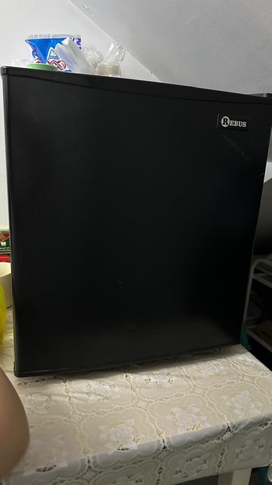 Продам 2 мини холодильника