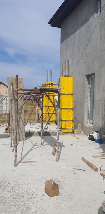 Închiriem popi metalici/schela/vibrator beton/panouri DOKA