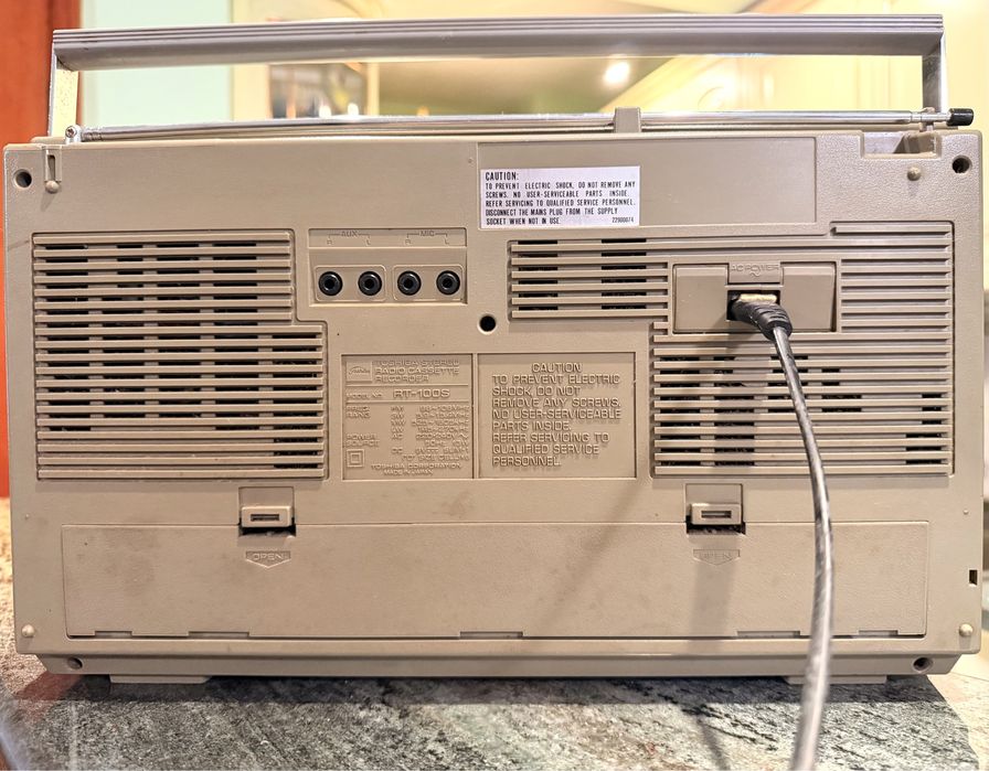 Касетофон TOSHIBA