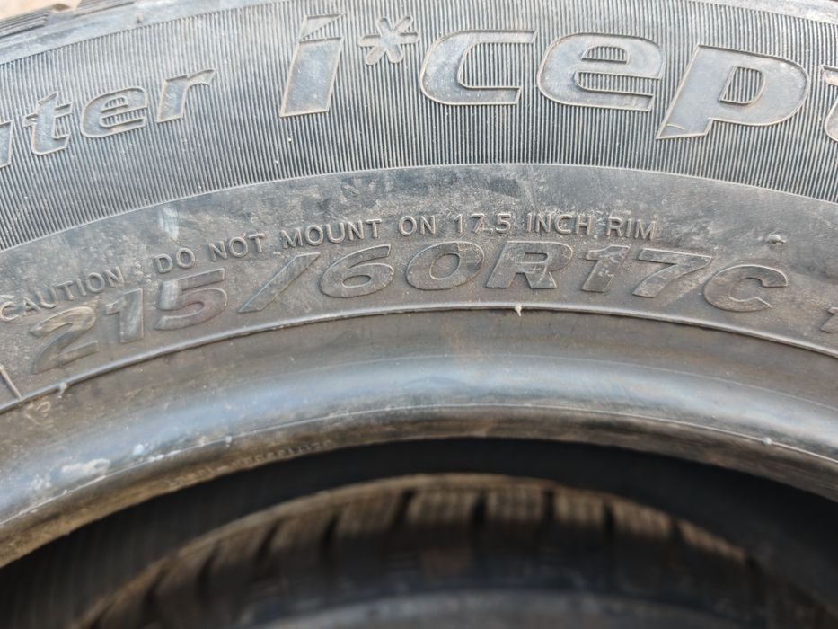 Cauciucuri 215/70/17C iarnaAnvelope noi 0km hankook dot 2020 am 2 buc 700 ron