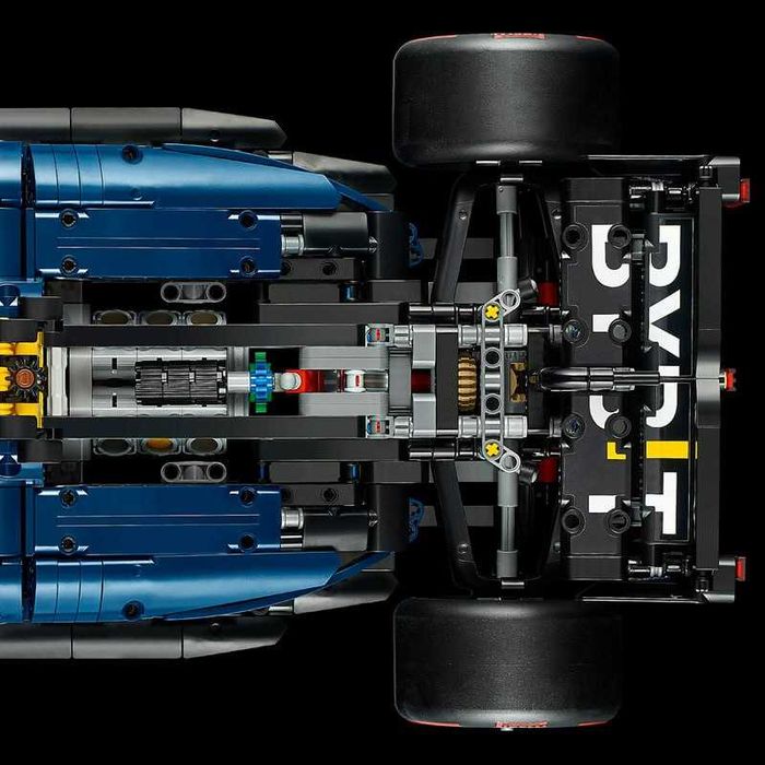 lego technic F1 Ferrari / red bull racing car