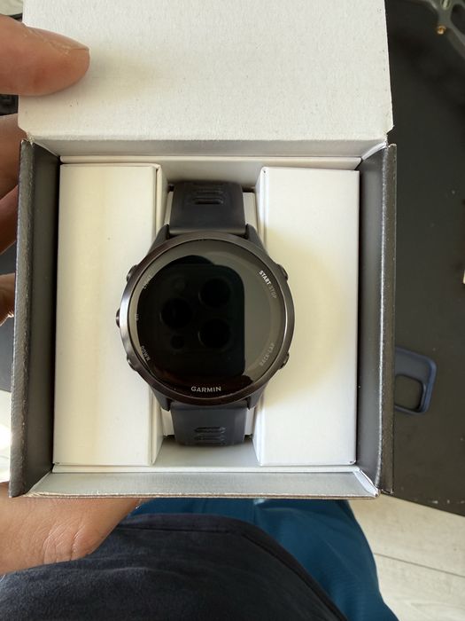 Garmin Forerunner 570 (42mm)