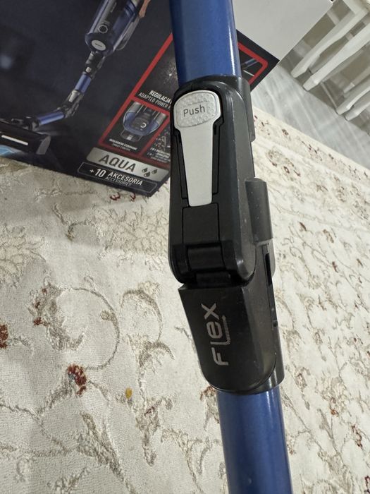 Продам моющий безпроводной пылессос
