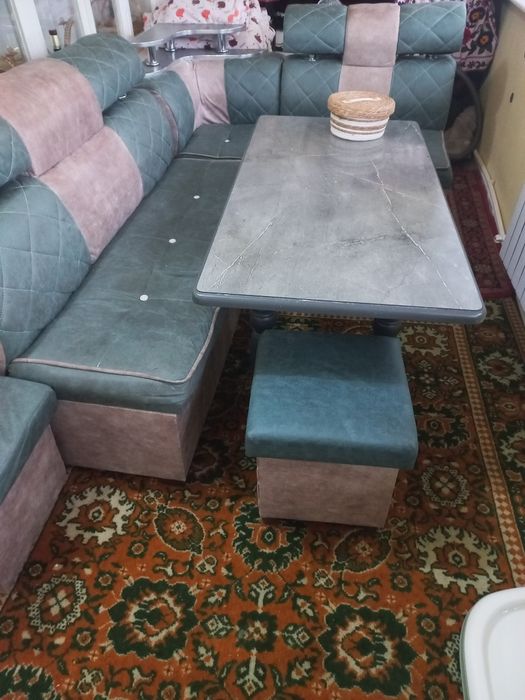 Продается кухонный уголок