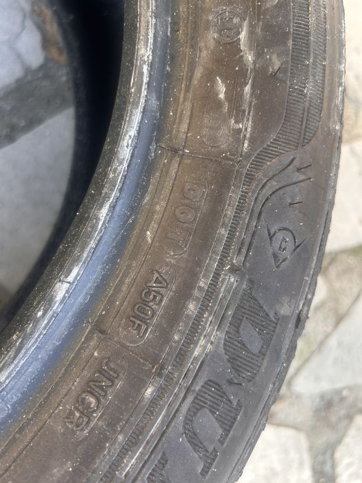 Гуми Dunlop Sport BluResponse 205/55 R16 – 7мм грайфер, отлични