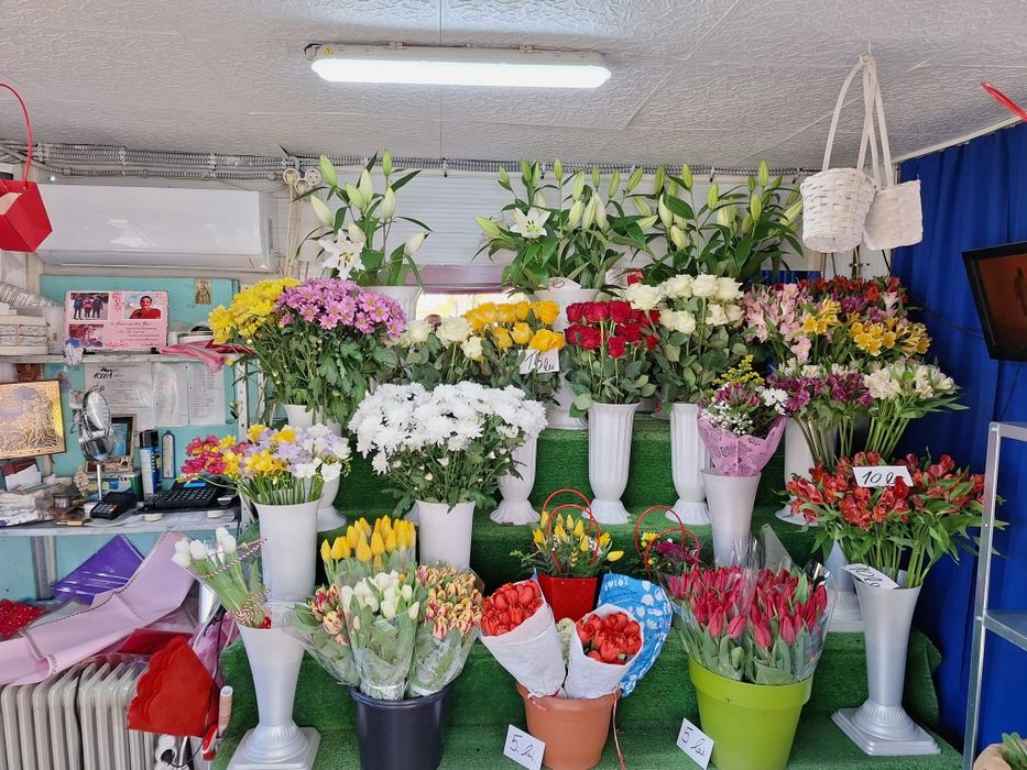 Florarie de vinzare zona Bulevardul Basarabia! Linga McDonald.S
