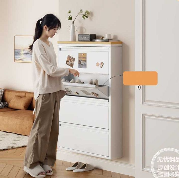 Eshik ortidagi javon/devorga osiladi/xavfsiz yumaloq burchaklar