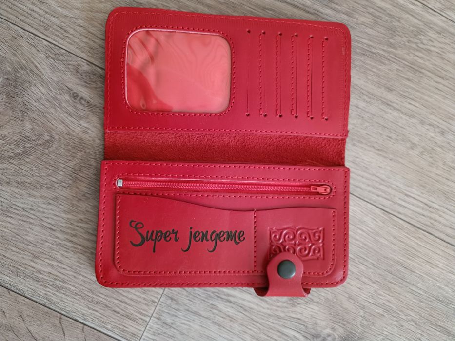 Продается кошелек