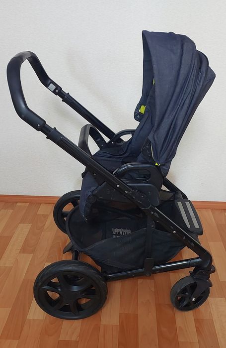 Продам Коляску Joie