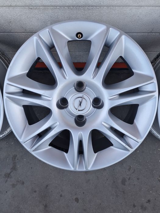 Оригинални джанти за ОПЕЛ OPEL R16 4x100 ET40 6J