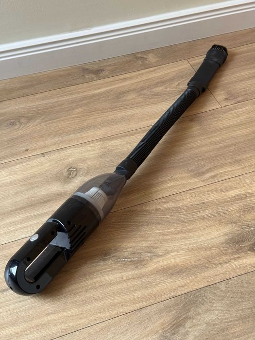 Aspirator de mana portabil fara fir