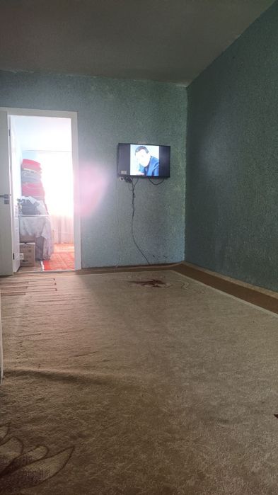 Талаба кизларни ижарага куяман