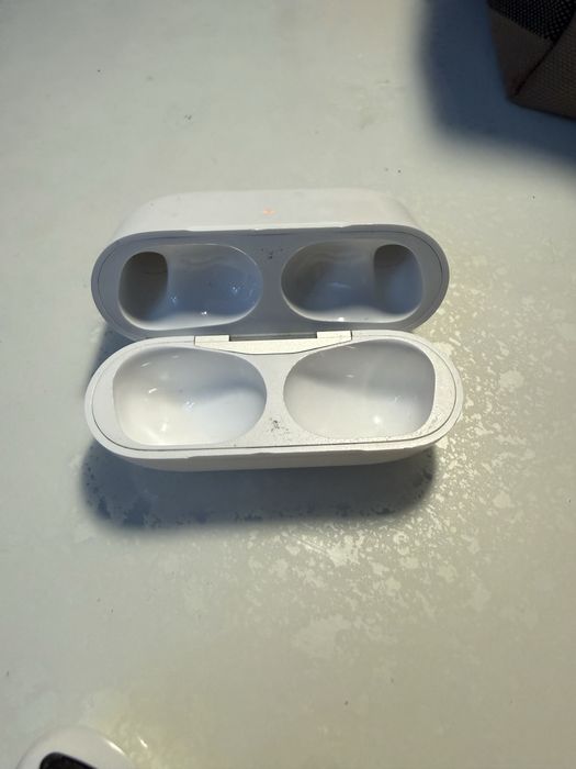 продам airpods pro
