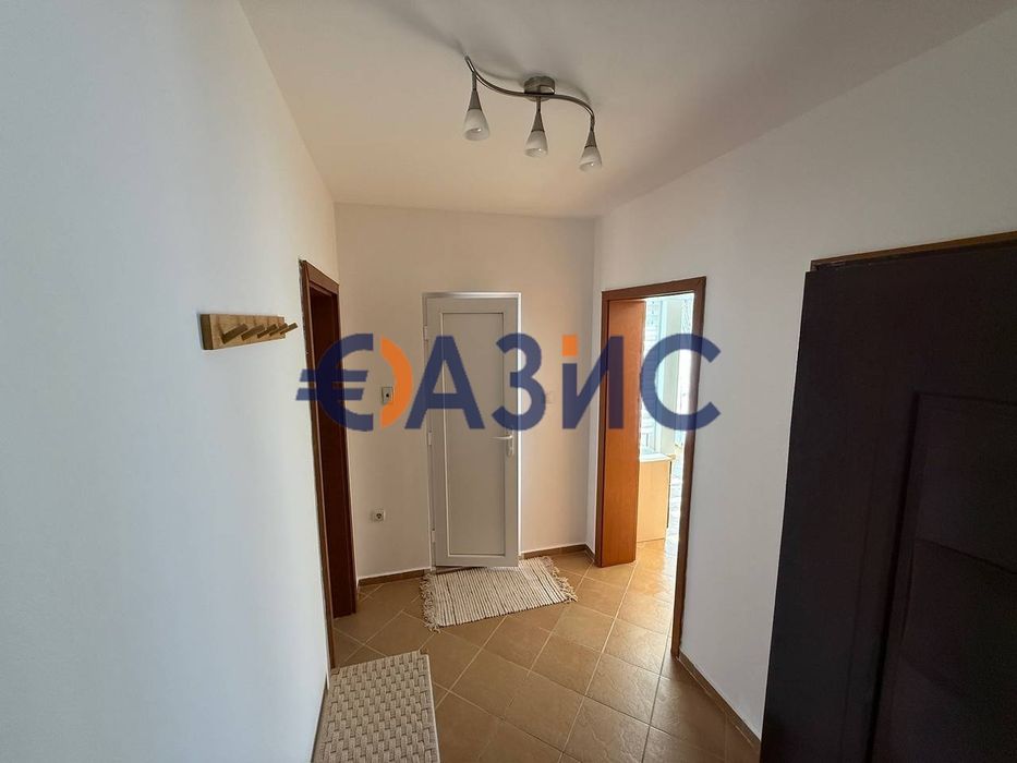 Продава се Тристаен апартамент в к.к. Слънчев бряг - 84 кв.м за 583 €/кв.м - Снимка #4