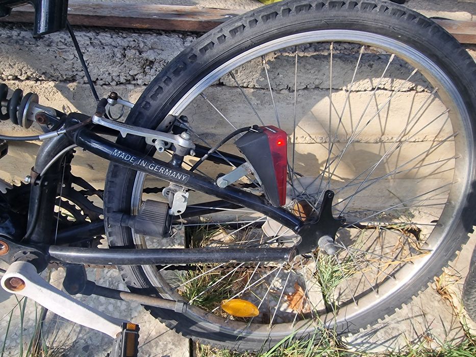 Vand o bicicleta mountainbike