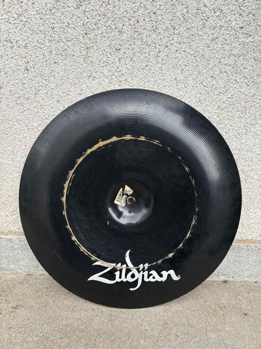 Чинели ZILDJIAN pitch black china 18"