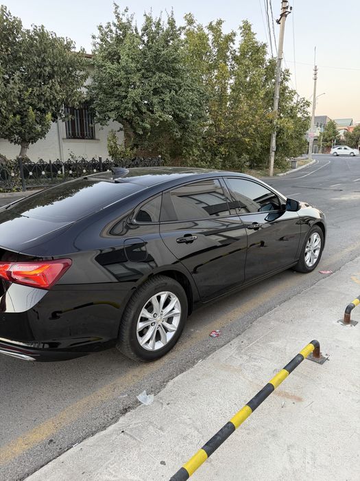 срочно продам Malibu xl 2023