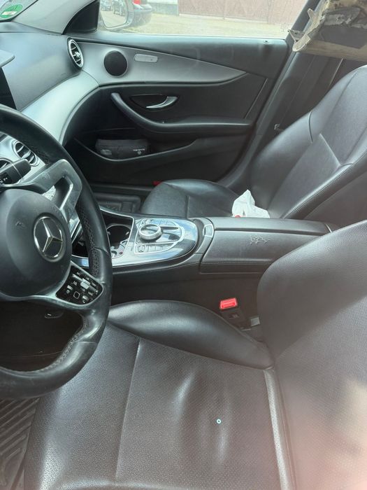 Vand Mercedes Benz  E200d - 2019