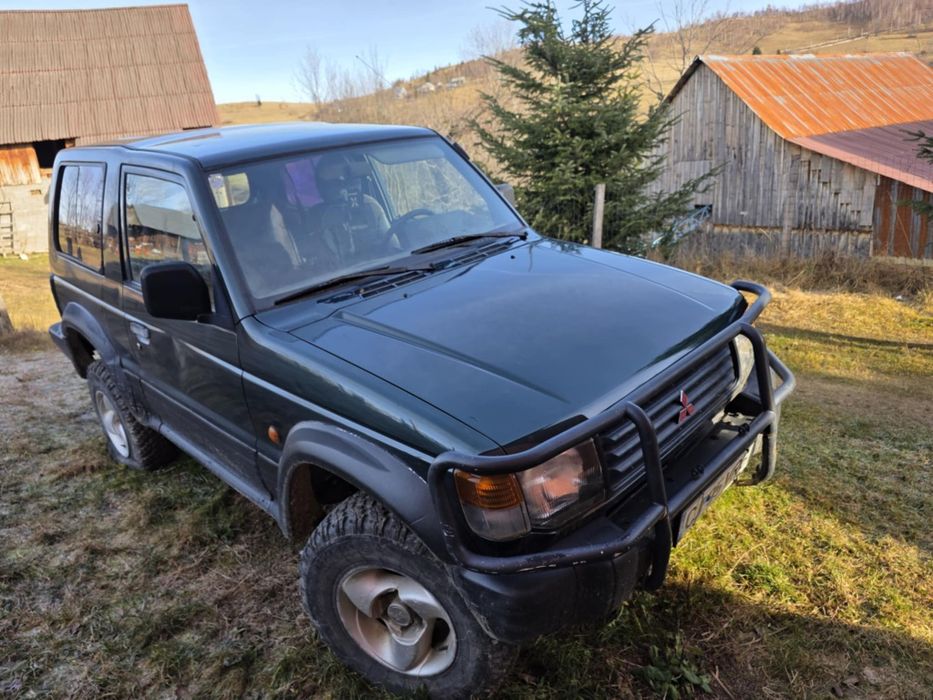 Vând Mitsubishi pajero