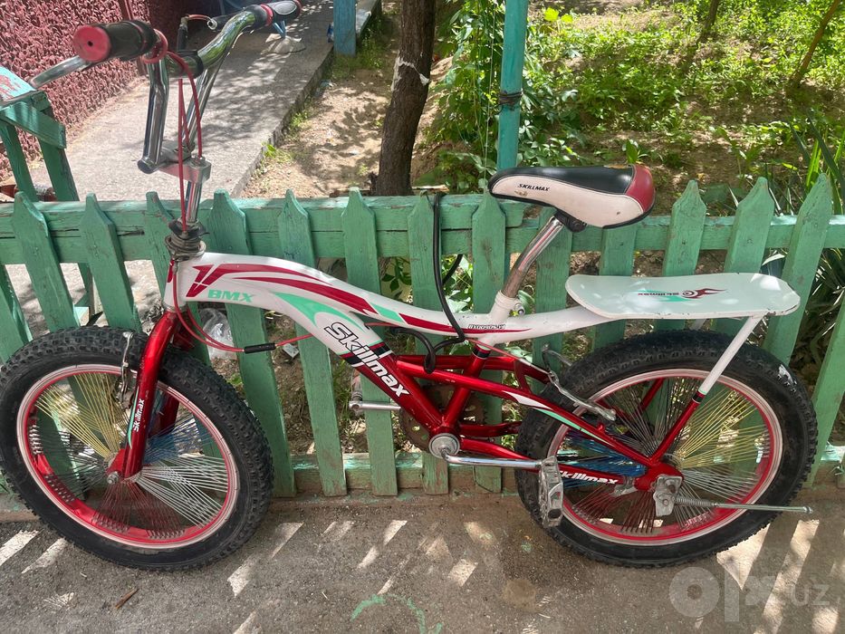 Yangi BMX velosiped