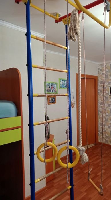 Детская шведская стенка