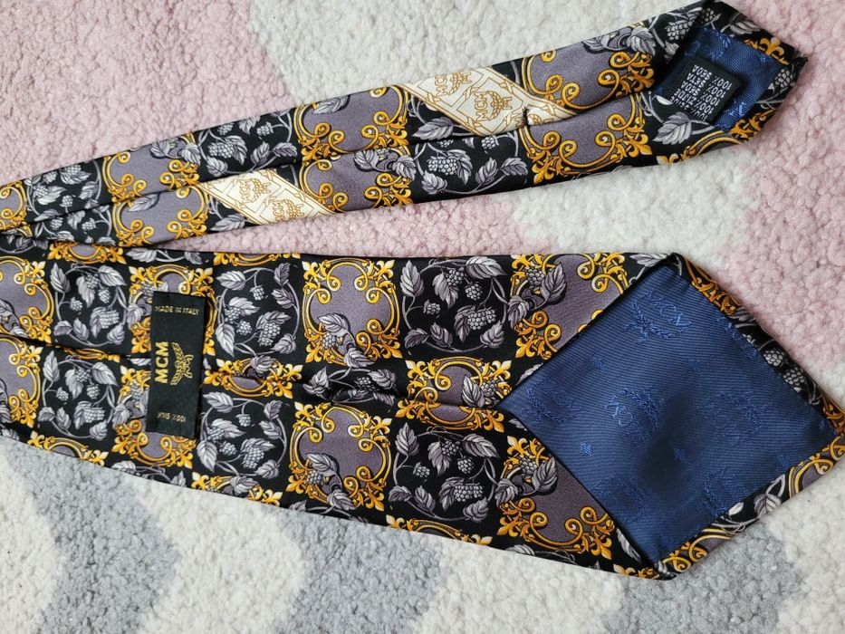 Cravata MCM originala