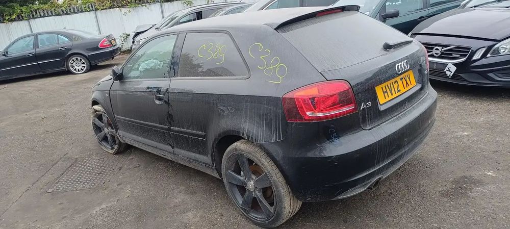 Dezmembrari / Dezmembrez Audi A3 (8P1) Facelift 2.0 TDI CFFB cutie viteze manuala cod culoare LZ9Y