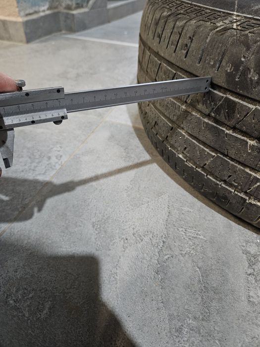 235 55 19 Continental M+S