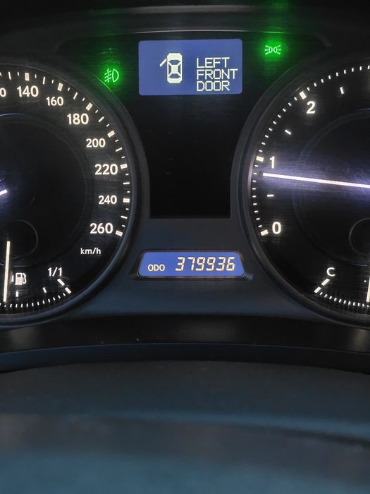 Lexus IS220D 177CP
