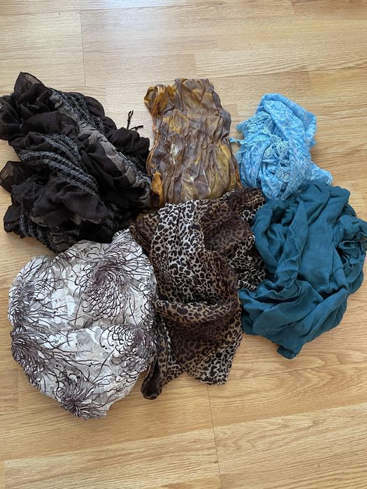vand esarfe de diverse culori