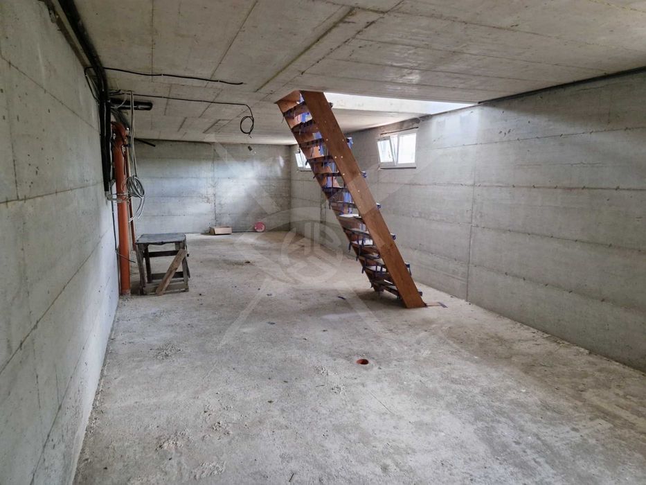 Продава се Къща в Варна, Виница - 99 кв.м за 1819 €/кв.м - Снимка #3