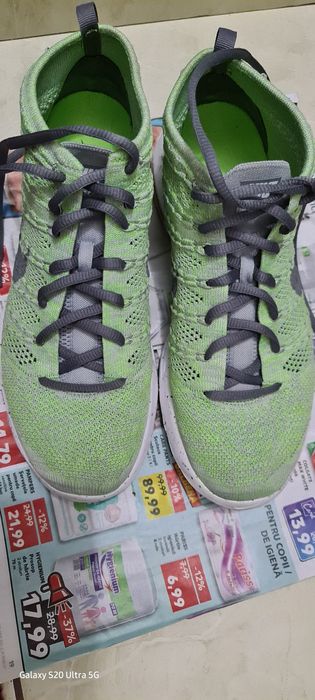 Adidasi Nike Flyknit Chukka