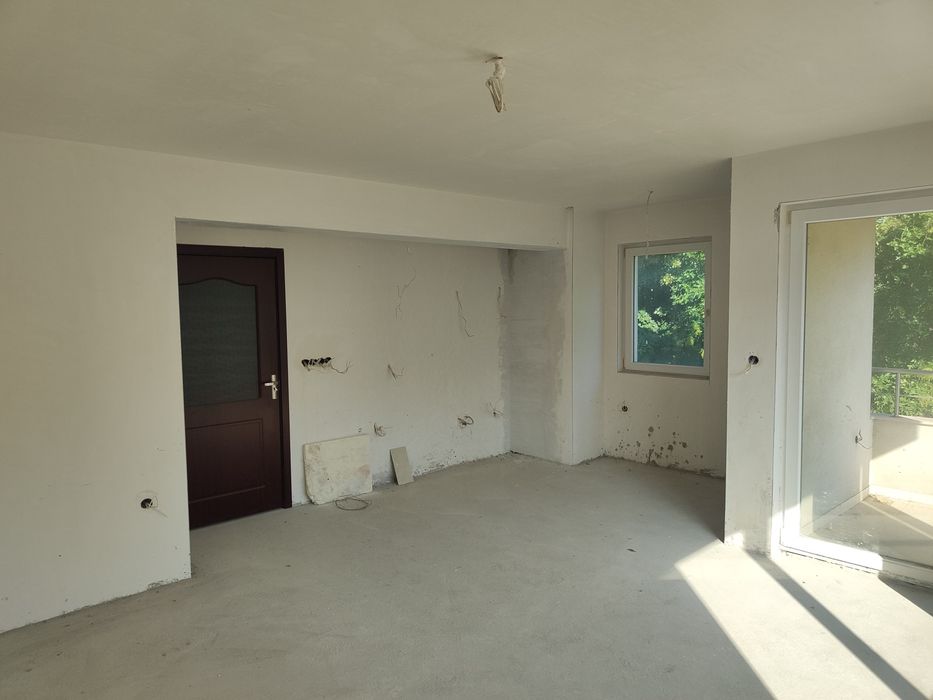 Продава се Тристаен апартамент в Хасково, Училищни - 92 кв.м за 1631 €/кв.м - Снимка #6