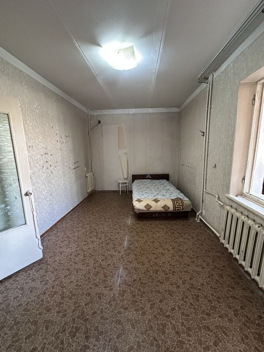 Феруза Продается квартира 2/3/4 балкон 2х6 77-Серия