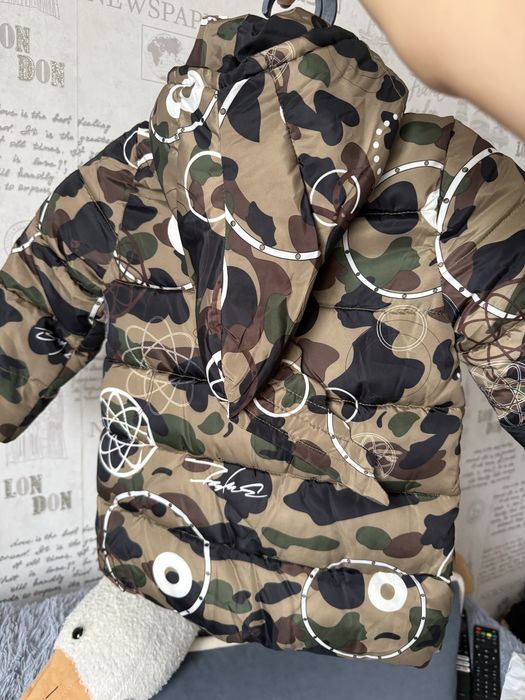 Продам детскую куртку