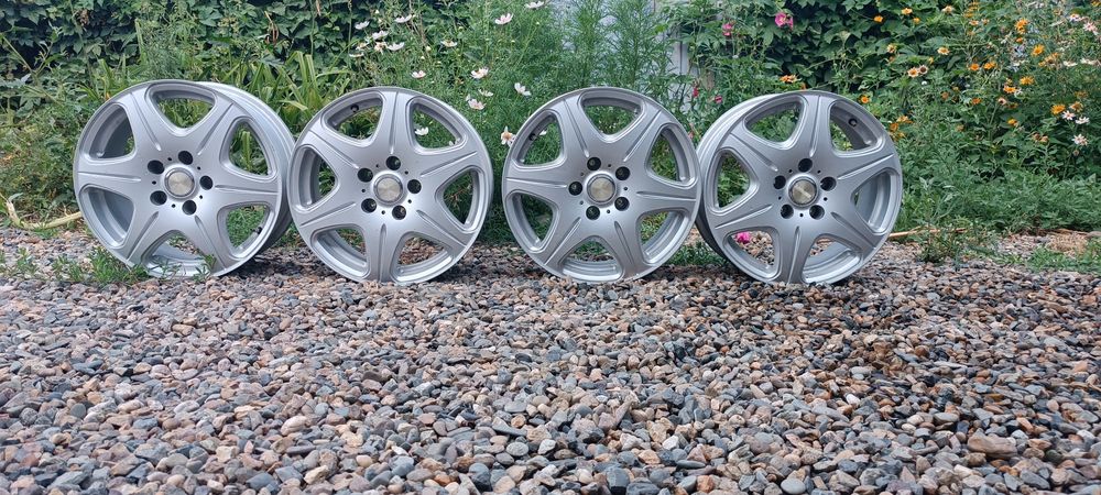 Продам комплект дисков  привозные