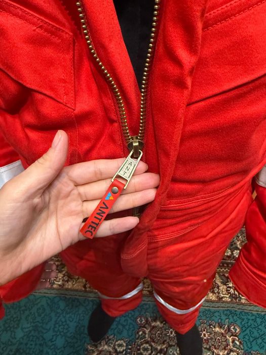 Продам спецовку для работы