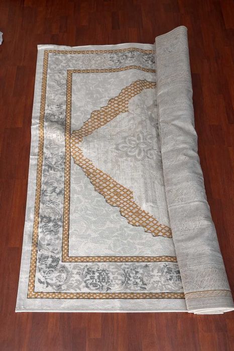 Продам ковры и ковровые дорожки