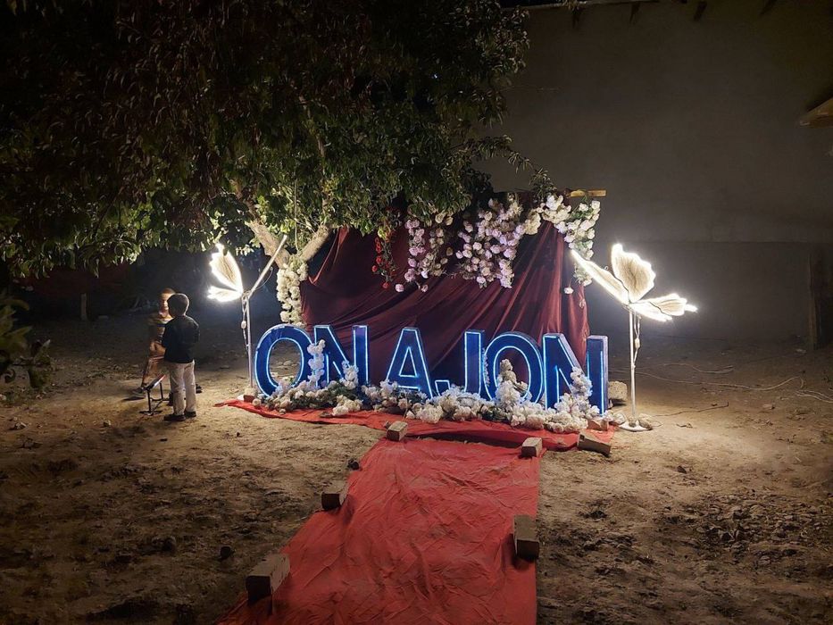 Onajon Otajon yozuvlari sotiladi