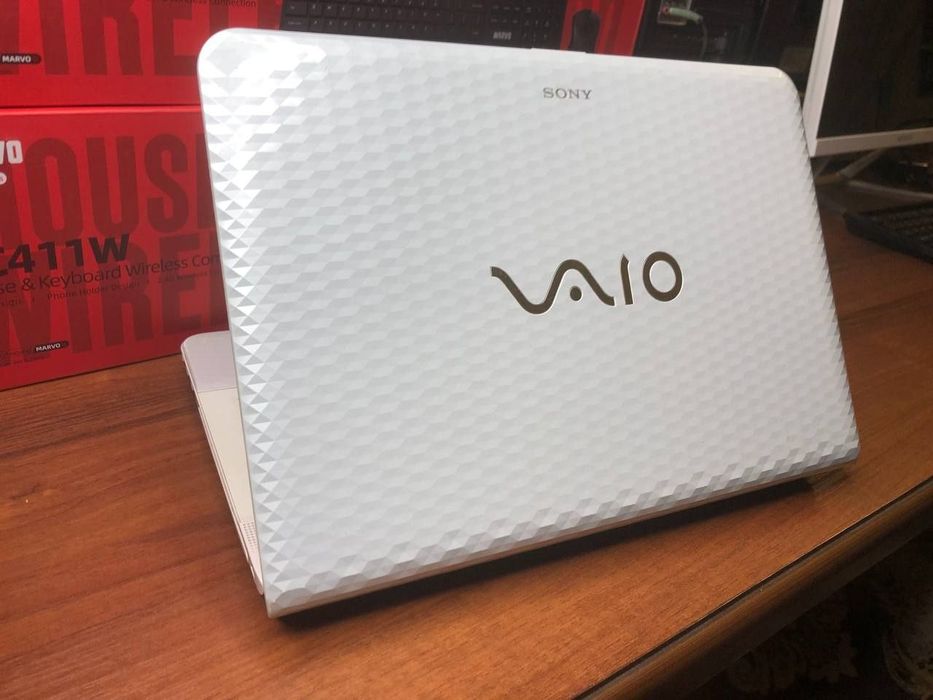 Компактный Японский Ноутбук Sony Vaio 14 Intel Core i3 6/128Gb SSD