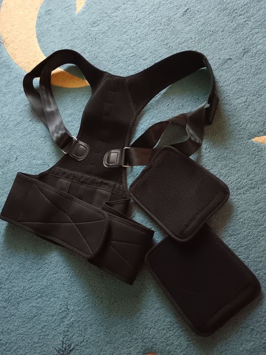 Vând corset pt spate