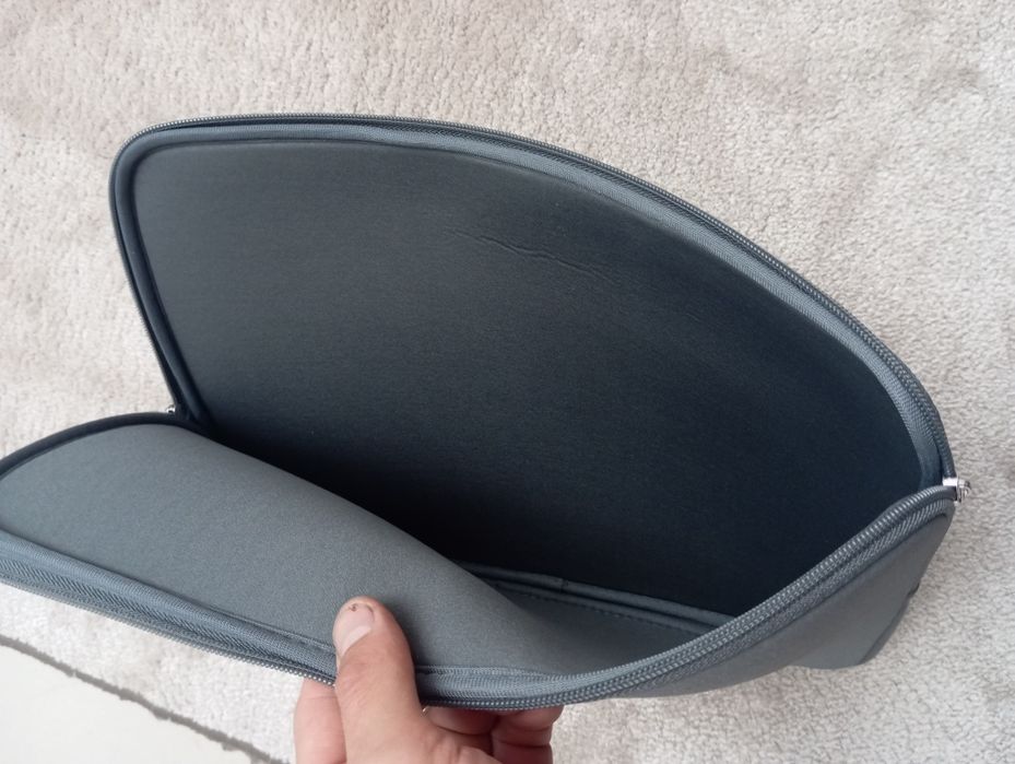 Чехлы для ноутбука