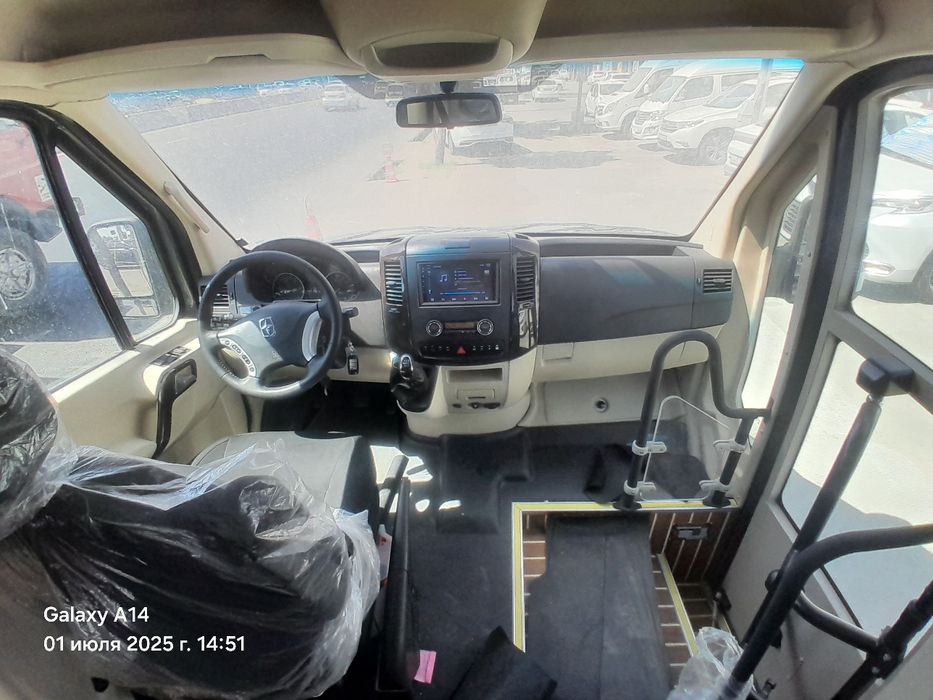 Asiastar 20 microavtobus