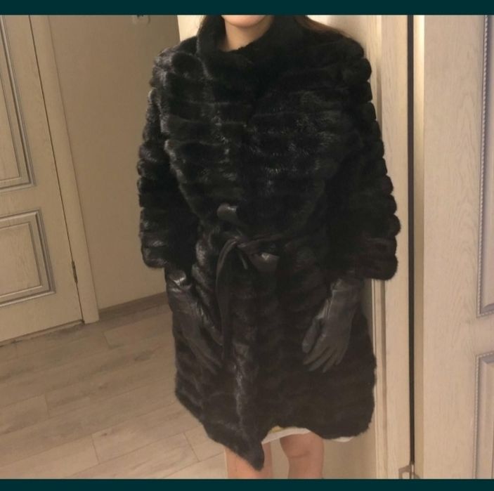 Шуба.      норковая