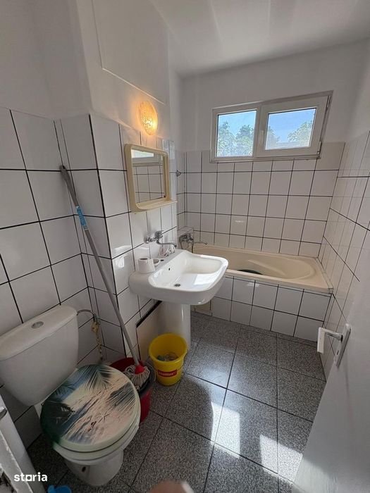 2 cam sd 50 mp zona podu ros modelul cu 3 debarale et 3/4 81.000 eur