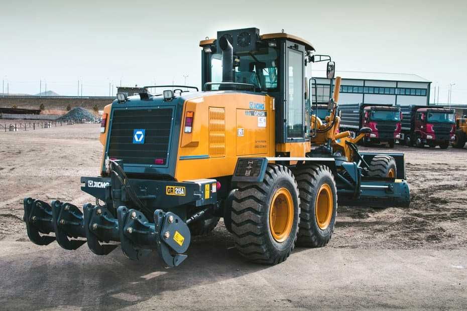 Автогрейдер XCMG GR165. XCMG GR180. XCMG GR215.