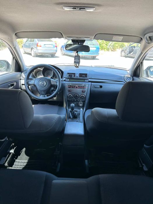 Vând mazda 3 1.6 benzină 232.400 km reali